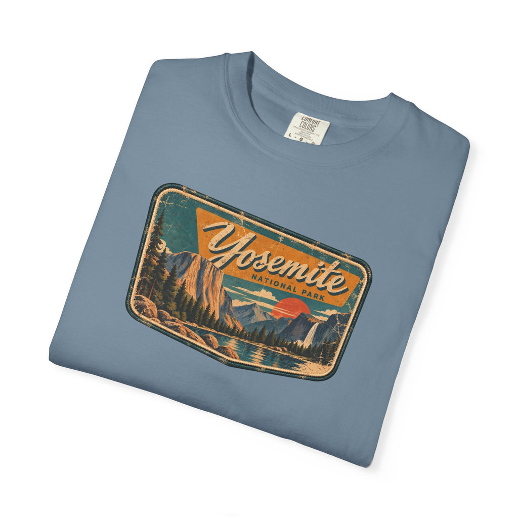 Yosemite - Unisex Garment-Dyed T-shirt