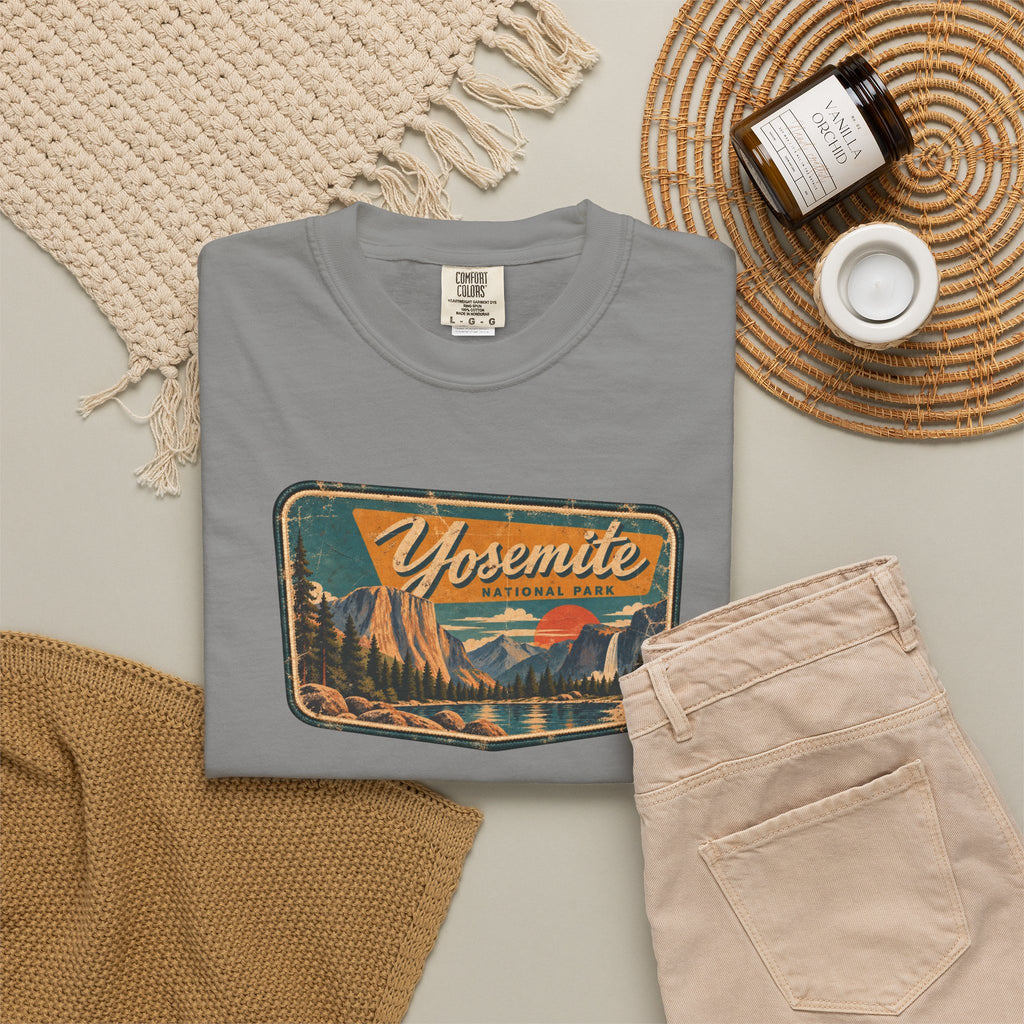 Yosemite - Unisex Garment-Dyed T-shirt