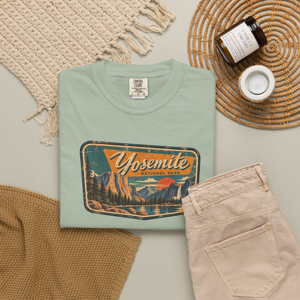Yosemite - Unisex Garment-Dyed T-shirt