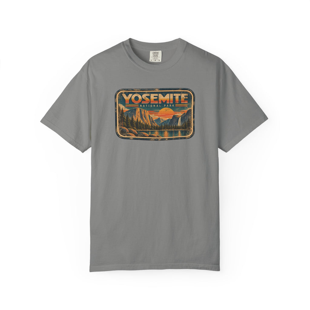 Yosemite - Unisex Garment-Dyed T-shirt