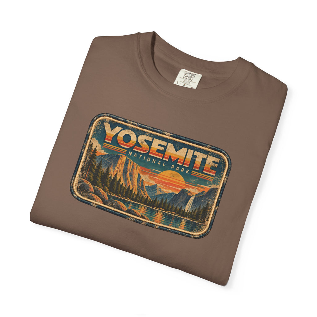 Yosemite - Unisex Garment-Dyed T-shirt
