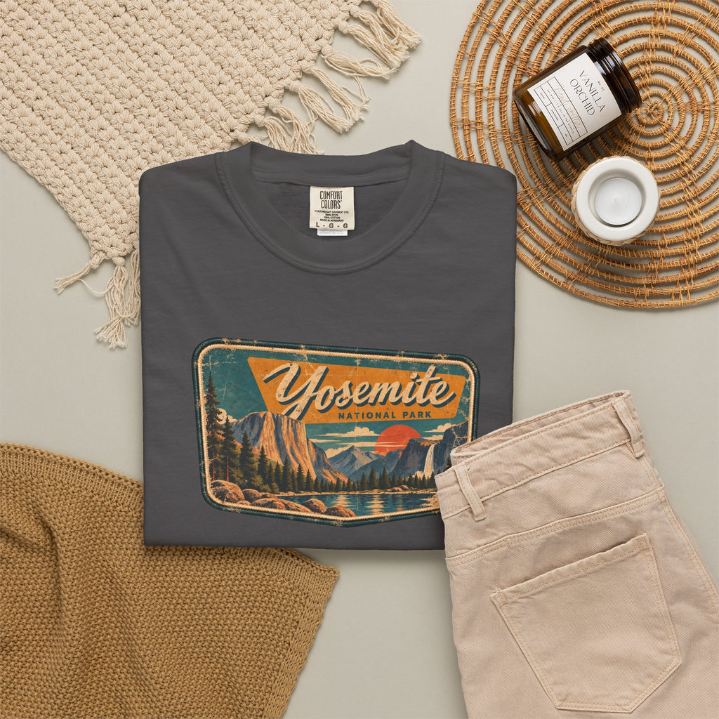 Yosemite - Unisex Garment-Dyed T-shirt